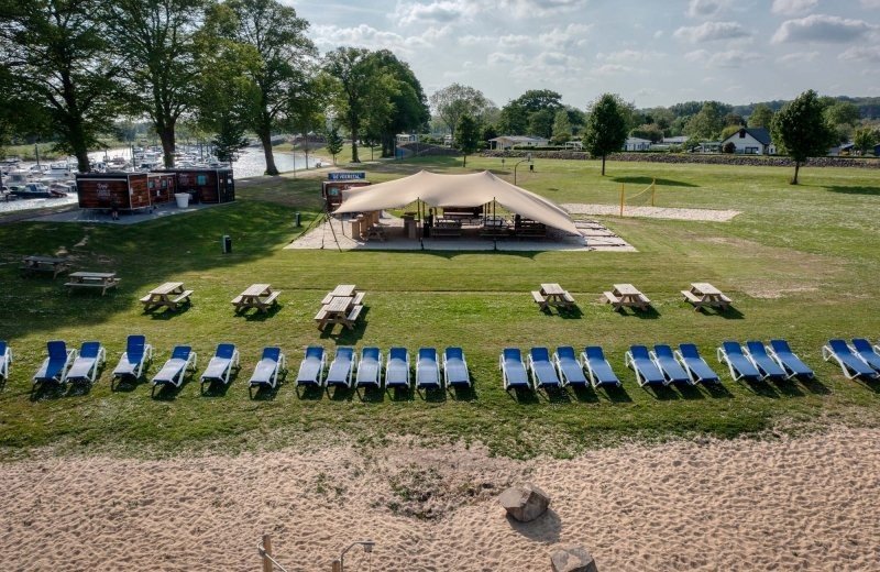 Unique facilities image