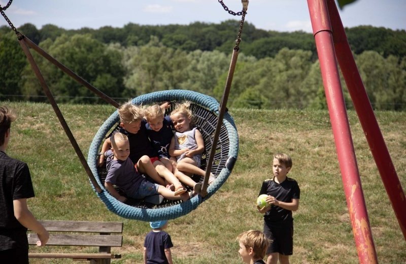 Sing and dance along! Image